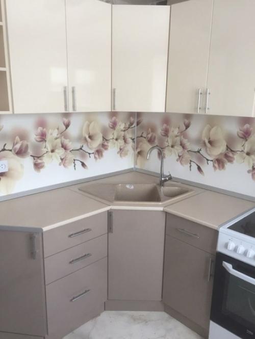 Вдохновились идеями, как люди оформляют свои малогабаритные кухни.