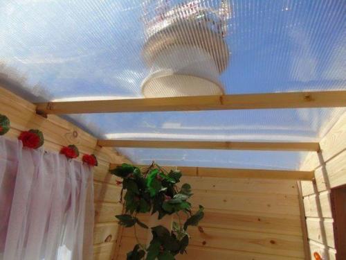 Мужчина решил порадовать свою жену, сделав как она говорила, красивый дачный туалет. 05