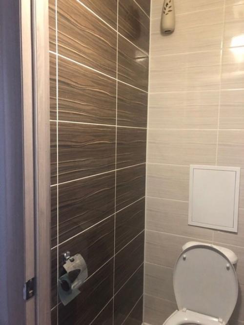 Купили такую вот квартиру в старом доме. 01