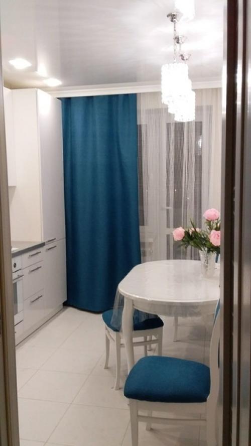 Площадь нашей кухни целых 8 кв. 02