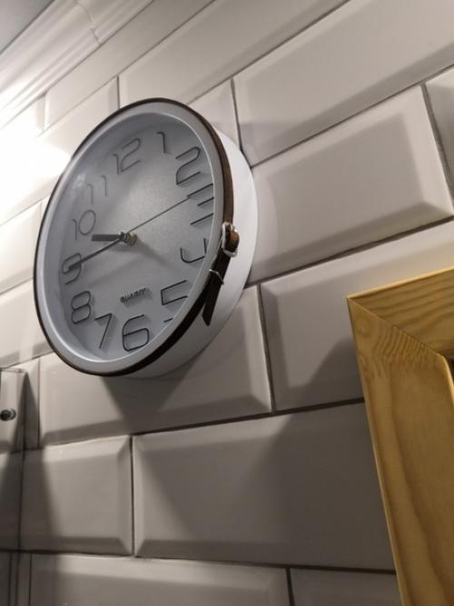 Вот такую ванную комнату мы у себя на чердаке забабахали. 04