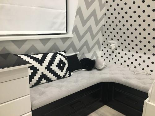 Простенький, но весьма уютный ремонт в комнате нашей дочки. 05