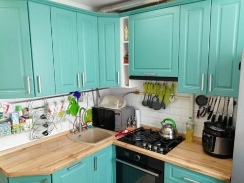 Не старались сделать всё по моде, или как в интернете. 01