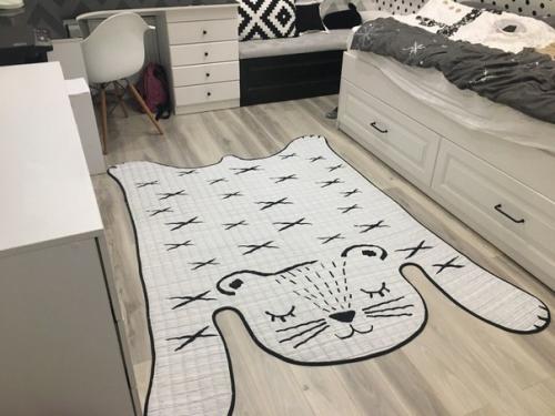 Простенький, но весьма уютный ремонт в комнате нашей дочки. 02