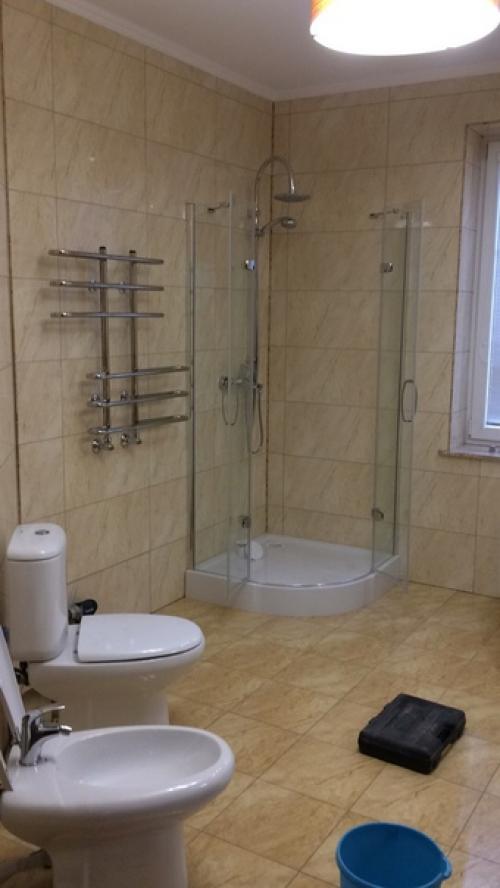 Такой передел ванной комнаты мы в своем доме сделали.