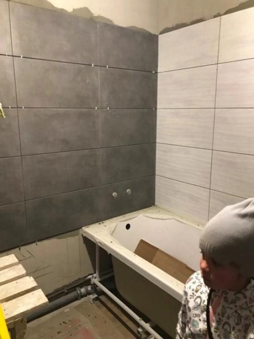 Теперь нашу ванную просто не узнать! 01