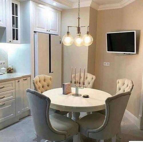 Это моя кухня столовая. 06