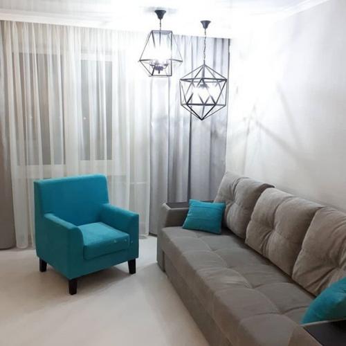 Это наш зал, который мы делали по своему дизайнерскому проекту. 02