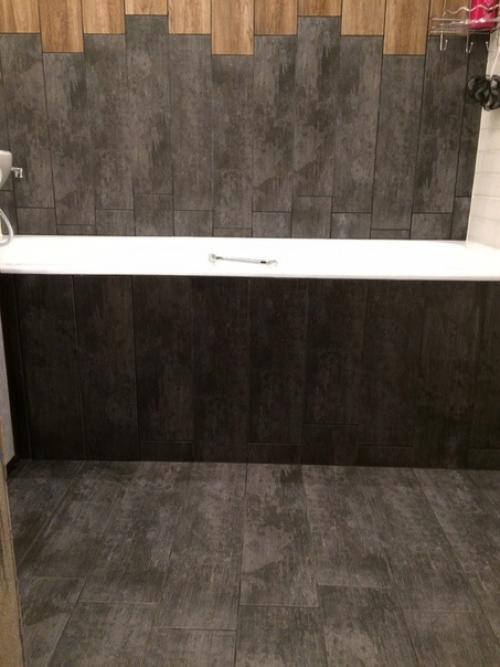 Такой ремонт в ванной и туалете сделал. 09