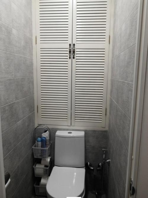 Весь ремонт сделал самостоятельно, зеркало в ванной кстати тоже делал сам. 08