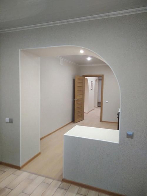 У нас лоджия такого размера, что считай целая комната. 03