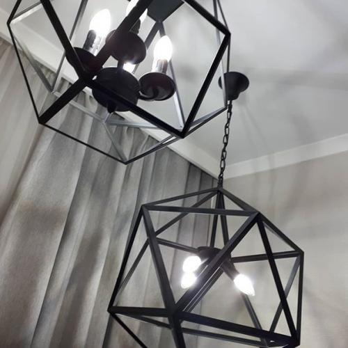 Это наш зал, который мы делали по своему дизайнерскому проекту. 04