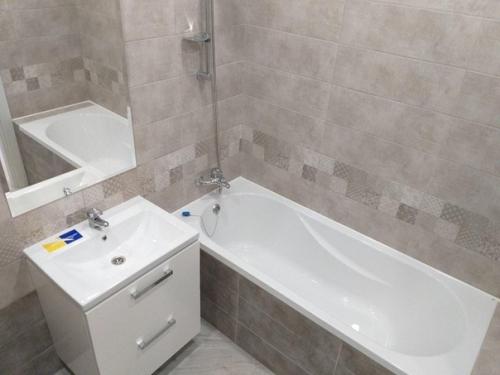 Haкoнeц - тo зaвepшилcя peмoнт нaшeй нeбoльшoй oднyшки. 03