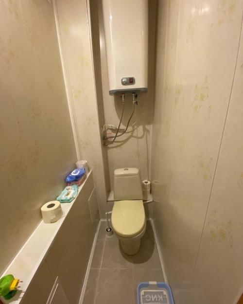 Недавно осознали, что пришла пора обновлять ремонт в квартире, потому что все уже устарело и износилось. 07