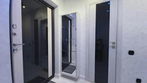 Такой ремонт вышел в прихожей. 01