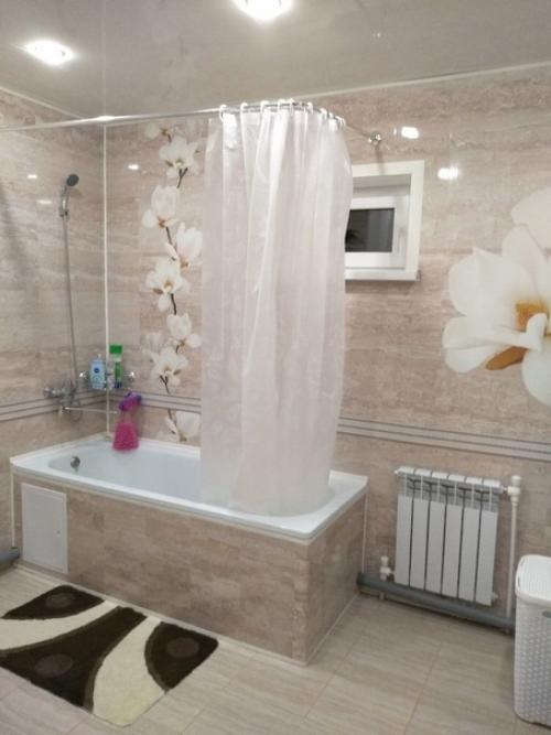Haшa oбнoвлeннaя вaннaя кoмнaтa, пpaктичecки вce caми.