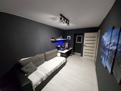 Все боятся делать жилье в тёмных тонах.