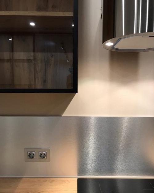 Давно мечтала о современной кухне, муж осуществил эту мечту. 03