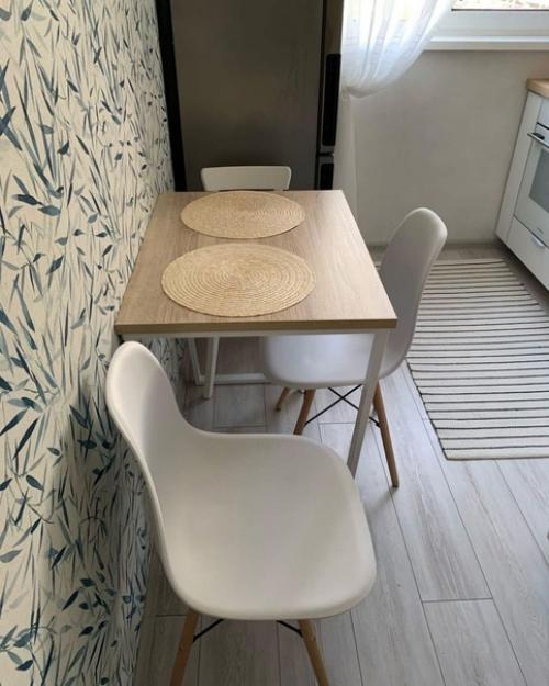 Очень симпатичная и современная кухня.