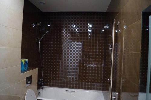 Наконец то закончили с ремонтом, который занял три месяца. 07