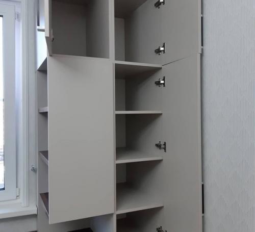 Рабочая зона в комнате нашего сына школьника. 05