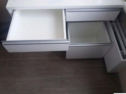 Долго все продумывали и рассчитывали, чтобы все на нашей кухне было как надо. 03