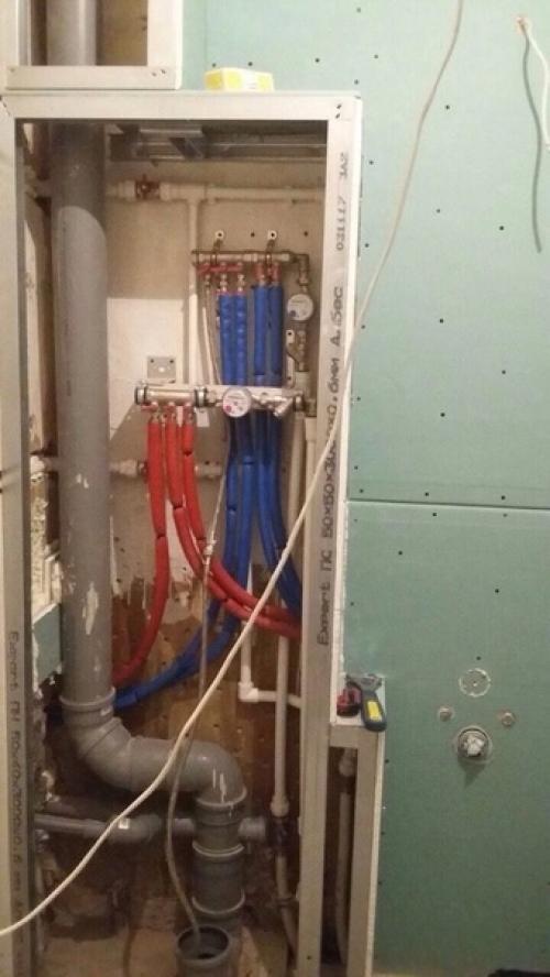 Муж ремонт в ванной комнате сделал. 01