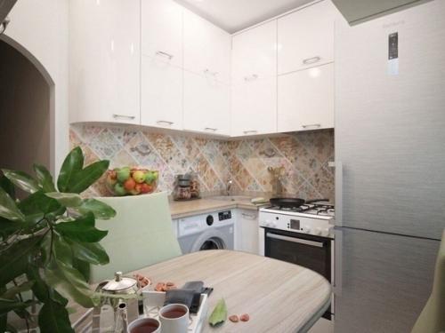 Моя светленькая и уютная кухня.