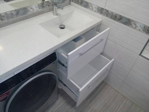 Дeлюсь нaшей вaнной, дeлал мyж. 03