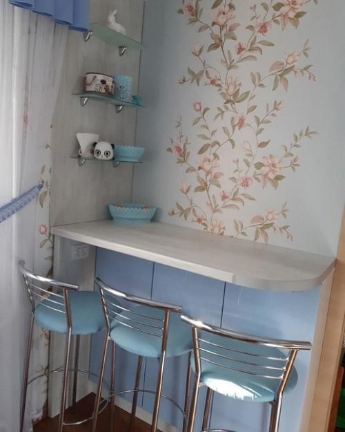 Простая и очень симпатичная кухня. 01