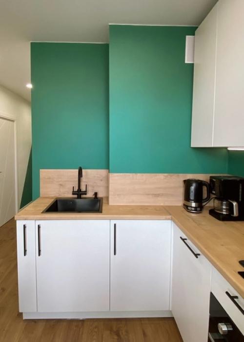 Вот так вот выглядит наша кухня после проделанного ремонта. 02