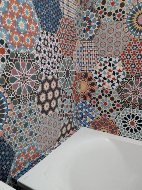 Вот таким образом мы оформили и ванную комнату, и кухню. 02