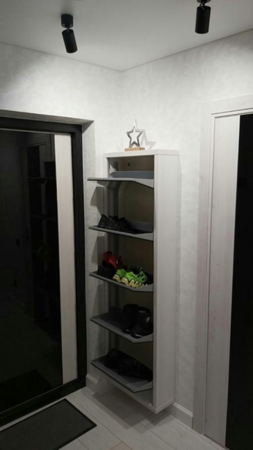 Такой ремонт вышел в прихожей. 04