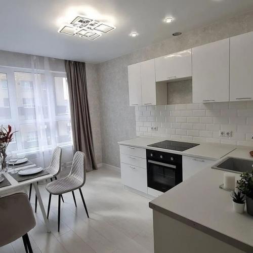 Очень стильный ремонт в квартире, сделанный в светлых тонах. 06