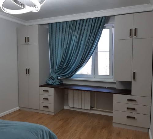 Рабочая зона в комнате нашего сына школьника. 02