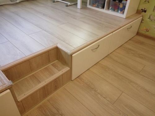 Хочу показать, какое решение мы применили в комнате наших детей. 06