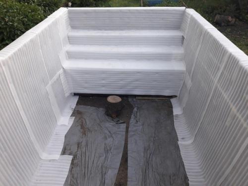 Муж захотел у нас на участке сделать бассейн. 03