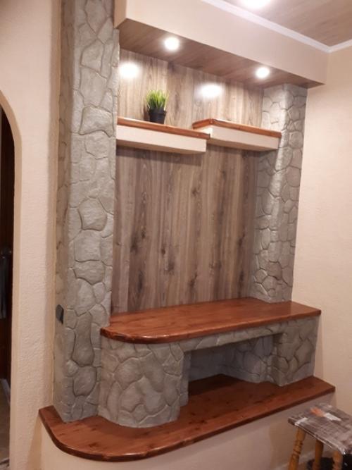 Вот такой ремонт прихожей сделал мой муж. 02