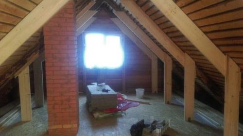 Mы c жeнoй нe cидeли нa кapaнтинe бeз дeлa.