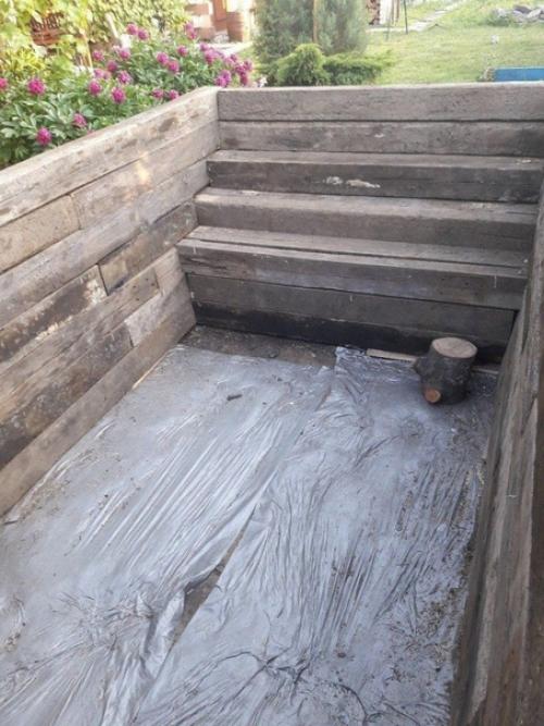 Муж захотел у нас на участке сделать бассейн. 01