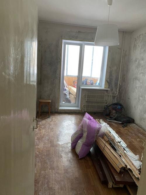 Такая спальня у нас получилась, площадь 15 квадратов. 04