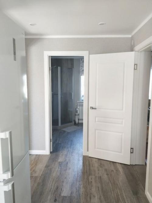 Нам достался дом по наследству в ужасном состоянии, сначала мы даже хотели его продать за копейки, но решили все же восстановить. 02