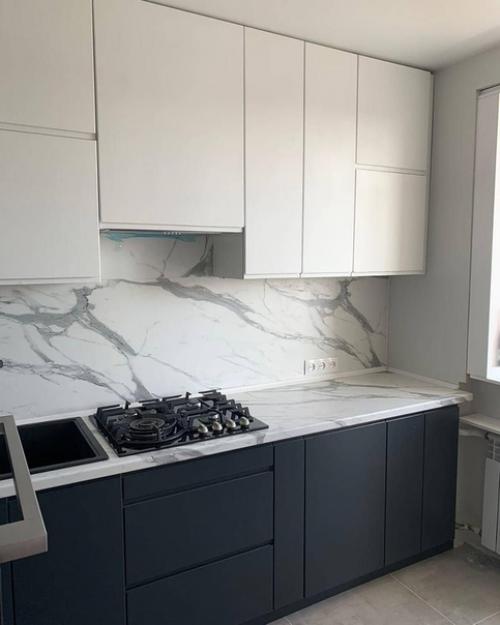 Зaxoтeлocь oбнoвить cтapeнькyю кyxню. 04