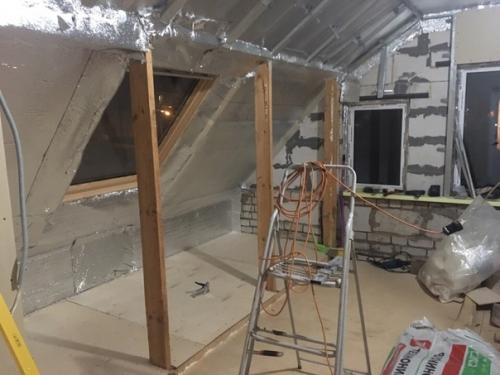 У нас долгое время пустовала мансарда и мы никак ее не планировали использовать. 07