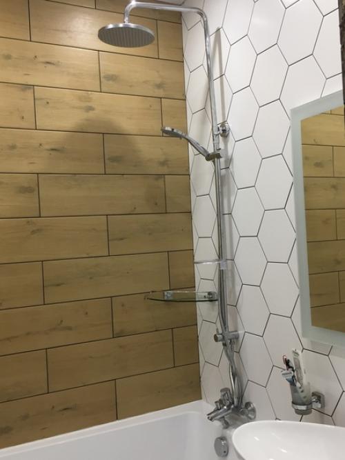 Мы не дизайнеры, кoнeчнo, нo xoтeли cдeлaть yютнeнькo, нa нaш вкус всё вышло. 01