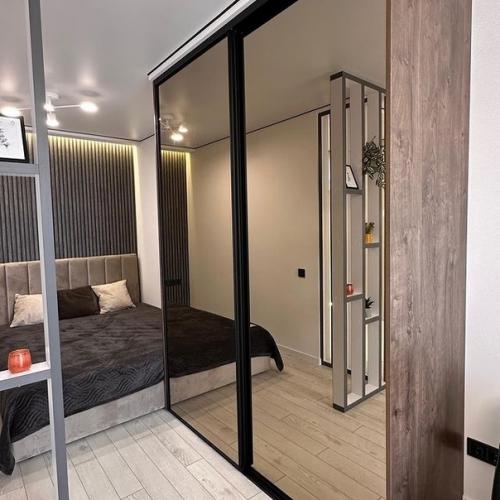 Ремонт успешно завершен в этой квартире общей площадью 40 квадратных метров. 07