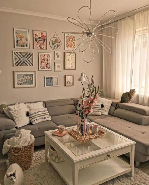 Великолепный ремонт в квартире с множеством мелких элементов декора, и это тот случай. 03