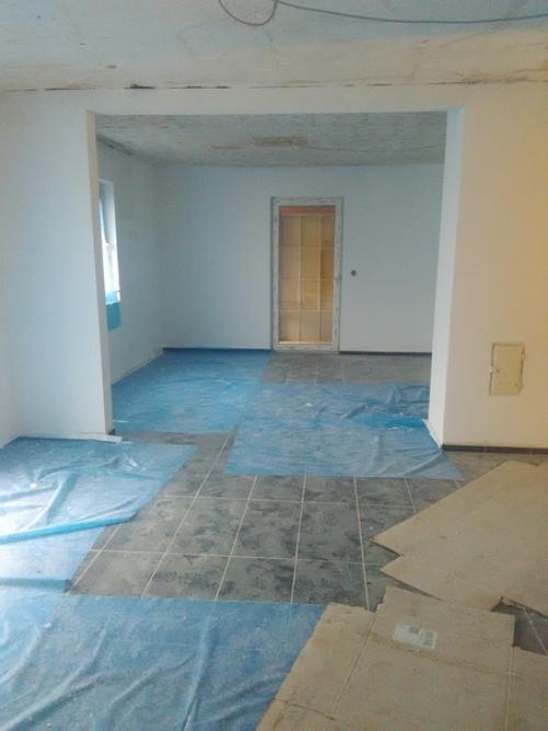 Обновили часть дома. 03