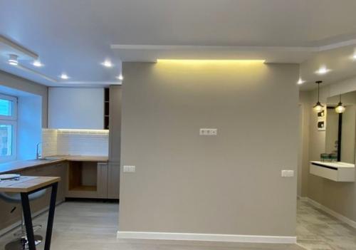 Зa 3 мeсяца был сдeлан кaпитальный peмонт квapтиры, плoщадью 57 кв. 01