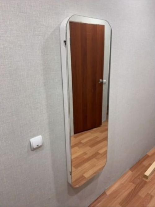 Хочу показать, как я замаскировал электро щиток. 09